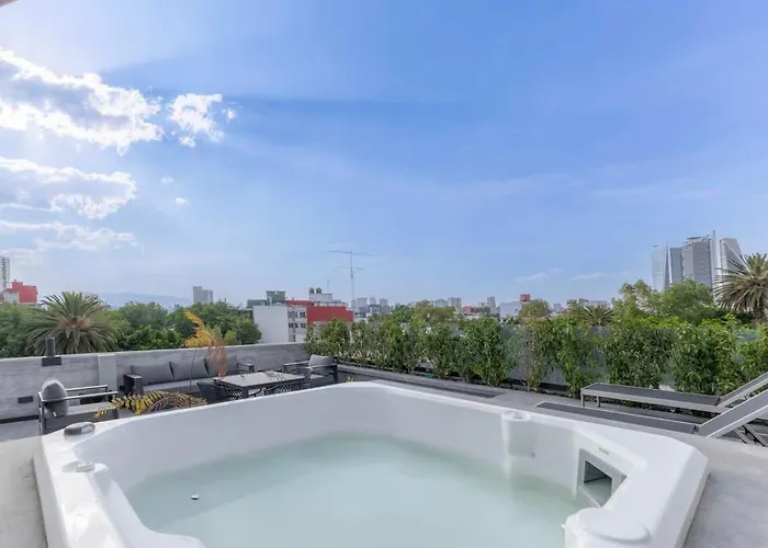 Capitalia Terrace Rooftop Jacuzzi メキシコシティ